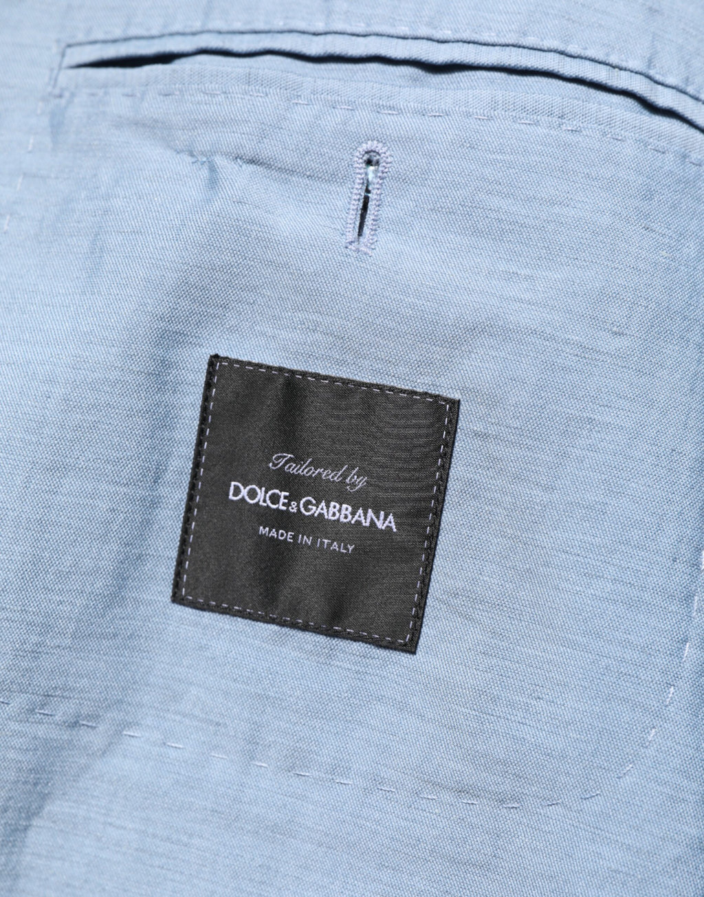 Veste blazer homme en lin double boutonnage Dolce & Gabbana Light Blue, tissu léger et élégant, vue de face.