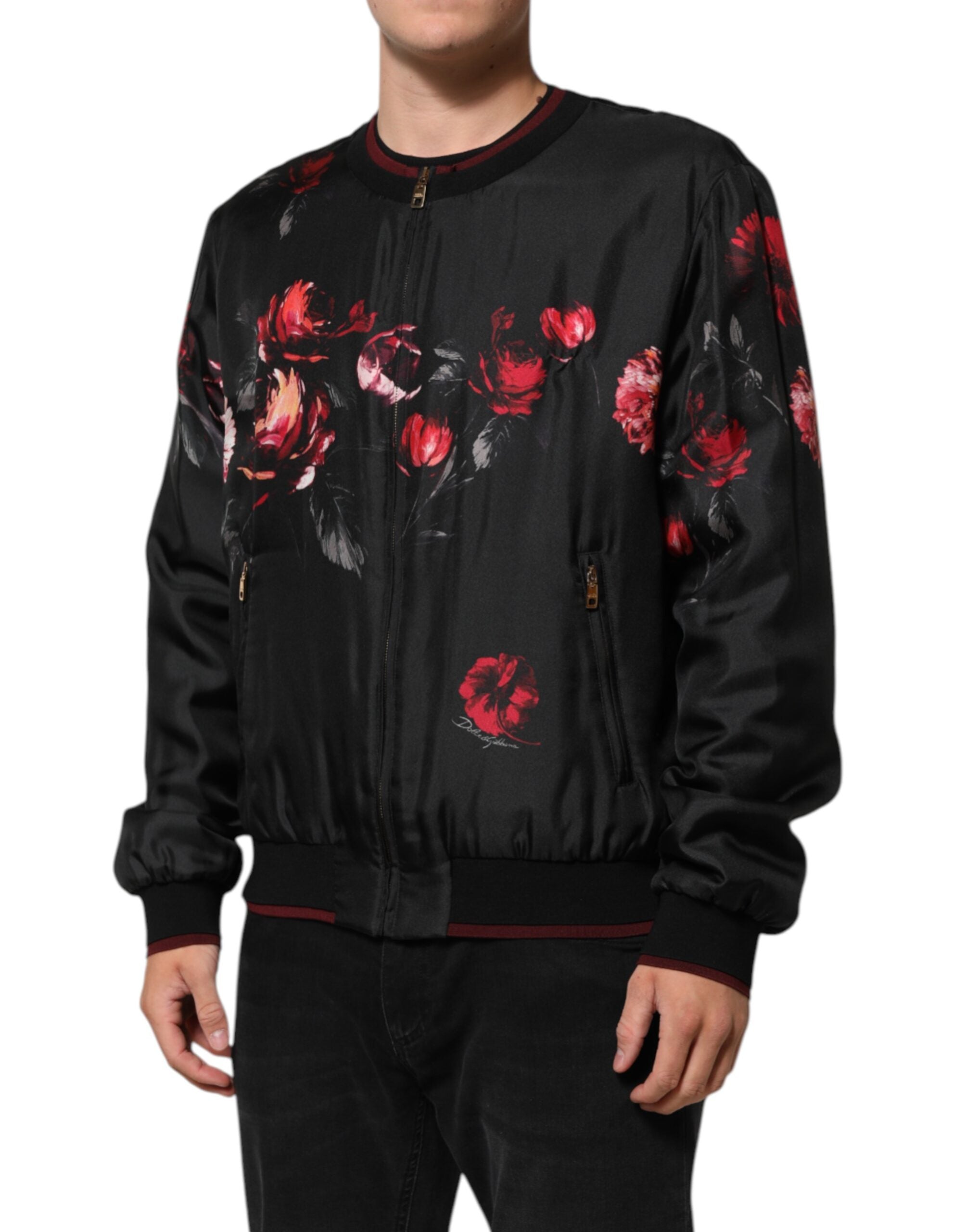 Veste bomber en soie noire et rouge à fleurs Dolce & Gabbana, élégante et féminine, vue de face.