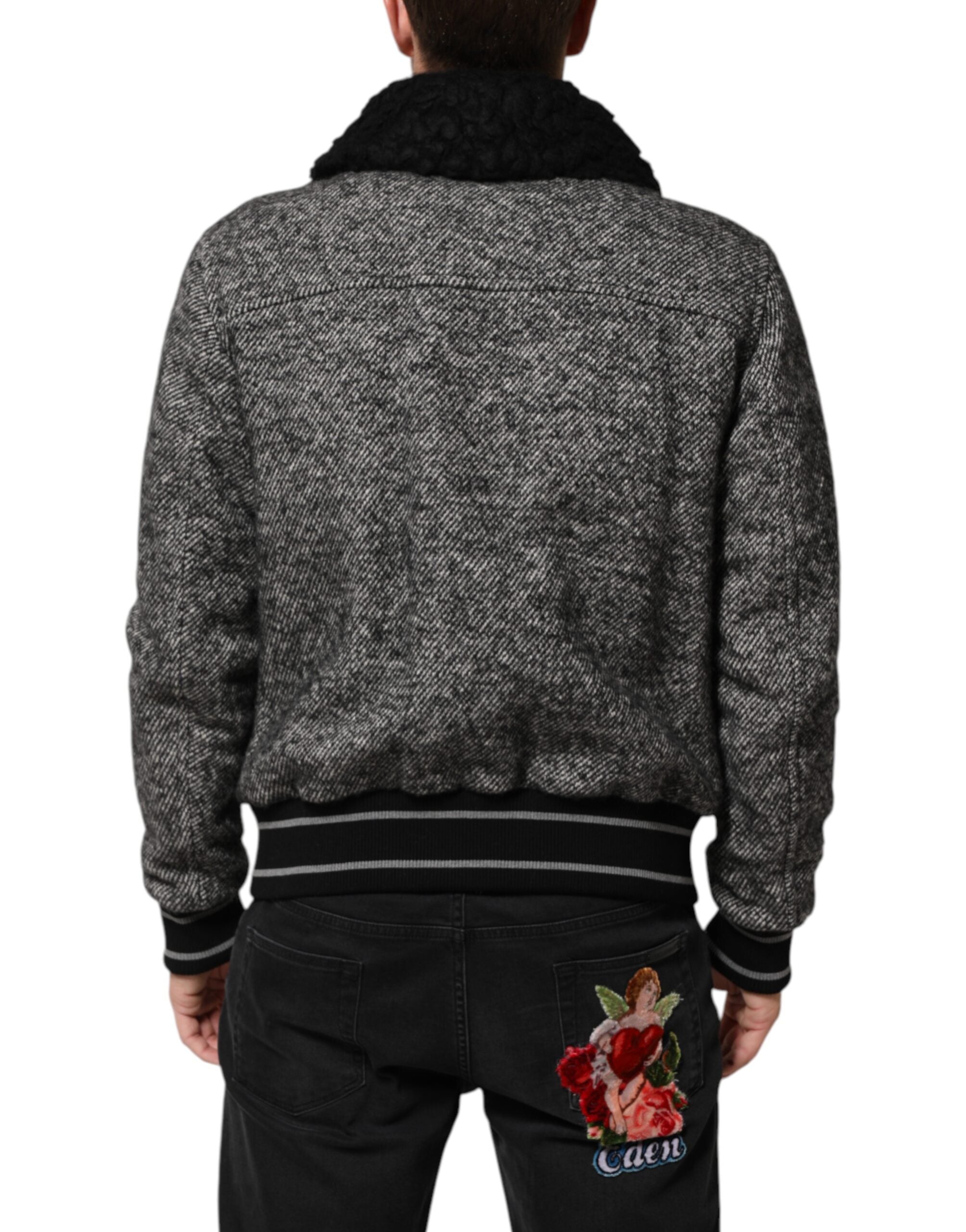Veste bomber en laine gris à chevrons avec col en shearling Dolce & Gabbana, mode élégante et confortable.