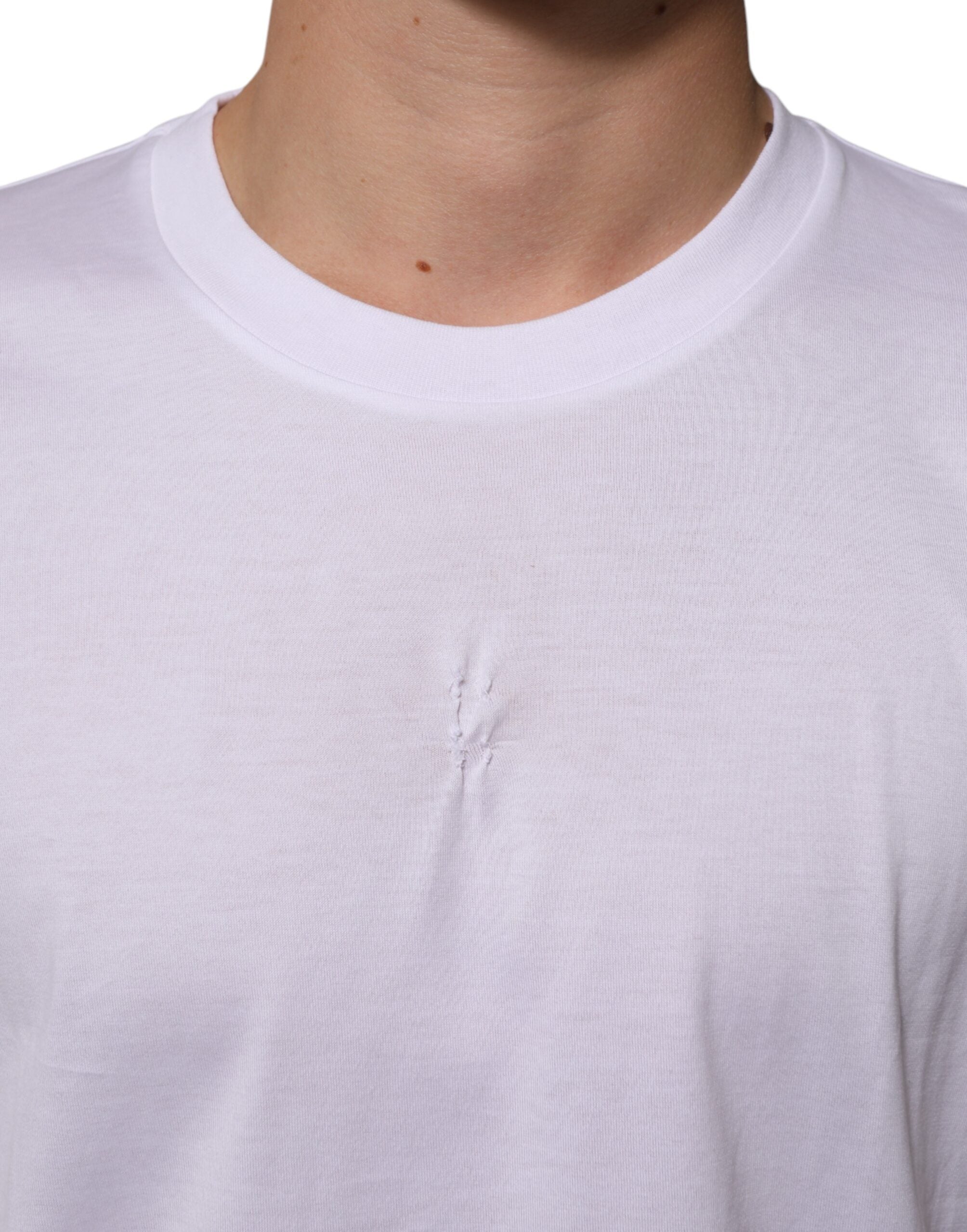 T-shirt blanc en coton Dolce & Gabbana avec logo patch à col rond pour homme, vue front.