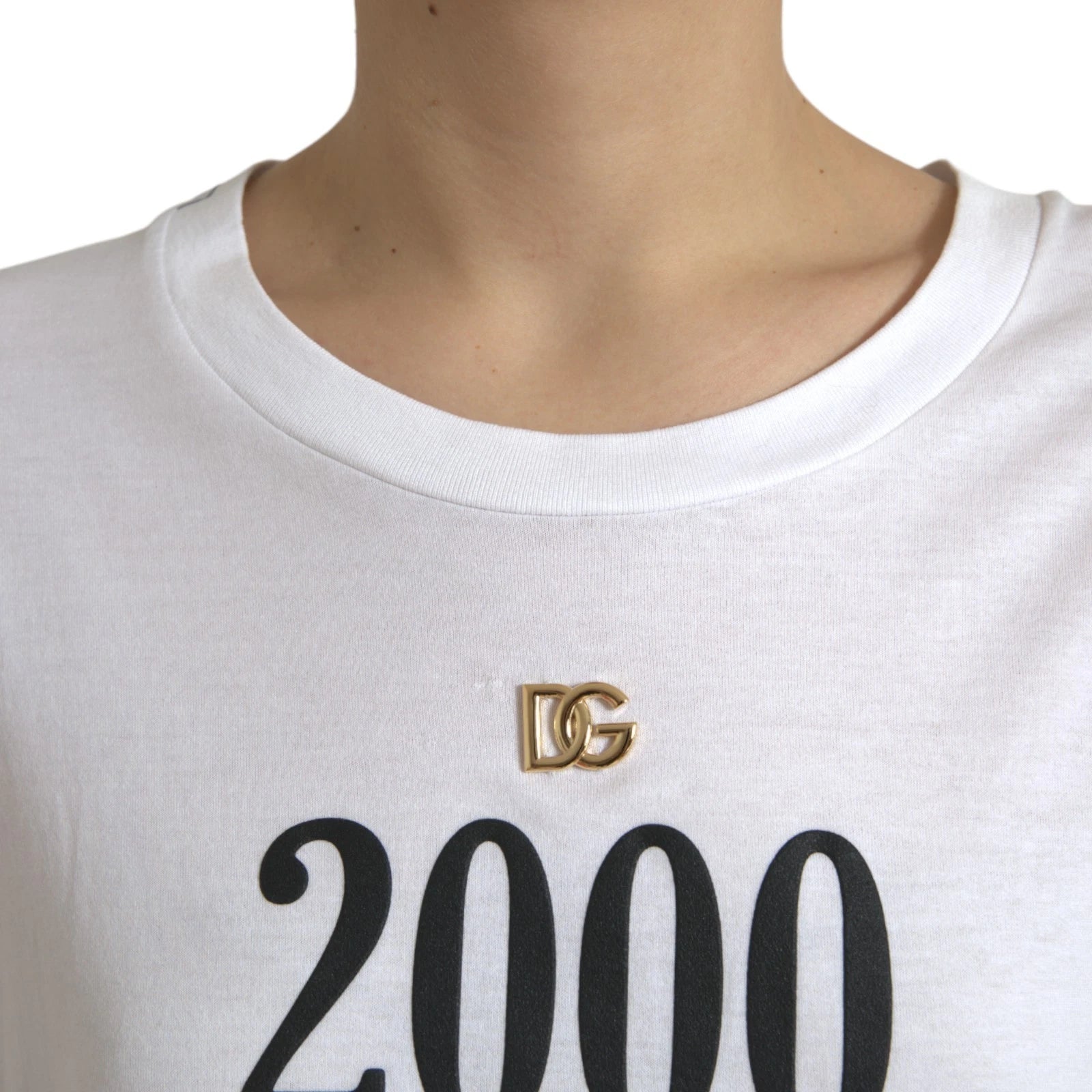 T-shirt blanc en coton Dolce & Gabbana avec imprimé logo mode 2000, vue de face, tissu doux et style élégant.