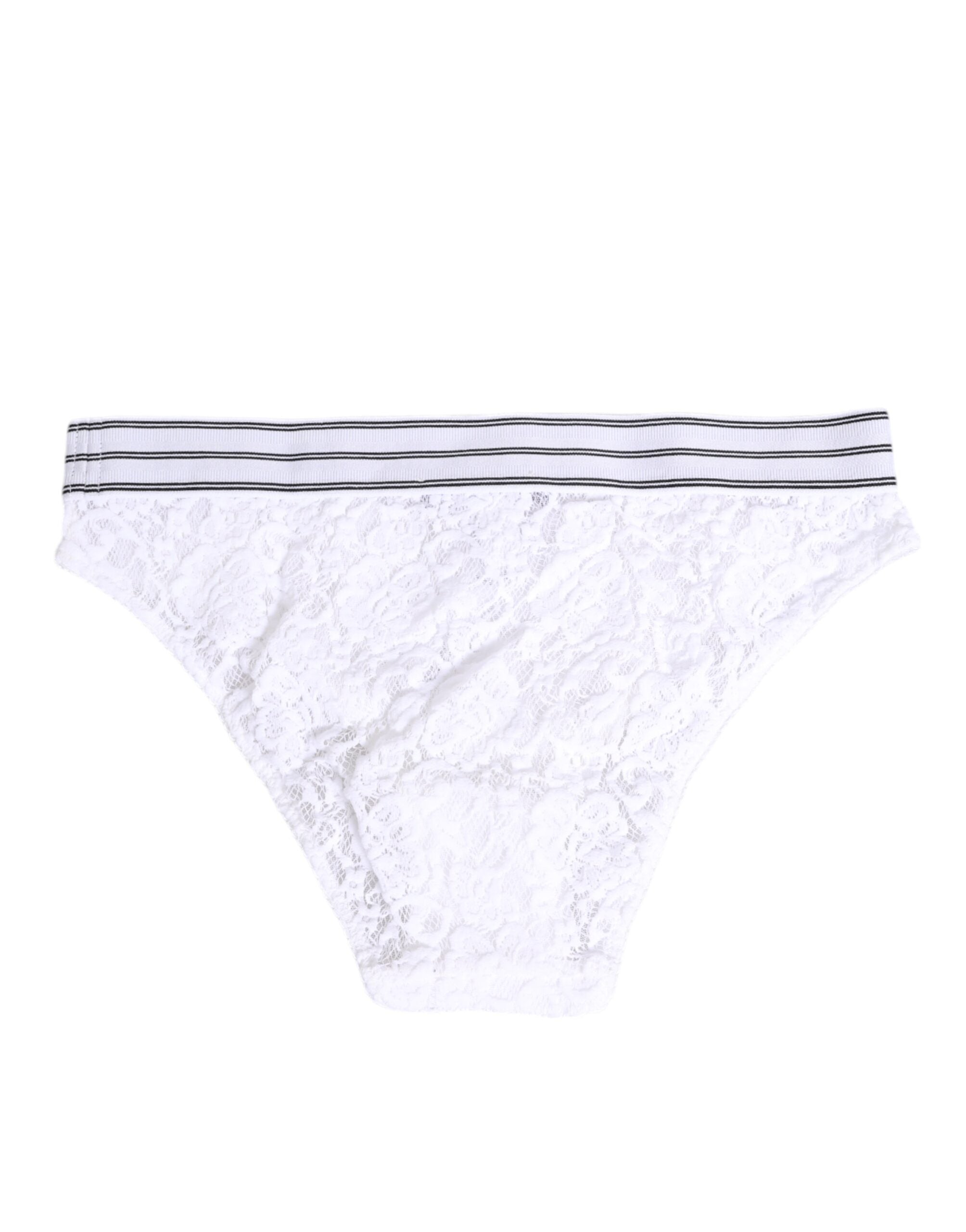 Slip blanc en dentelle Dolce & Gabbana avec logo à la taille, sous-vêtements féminins élégants et confortables.