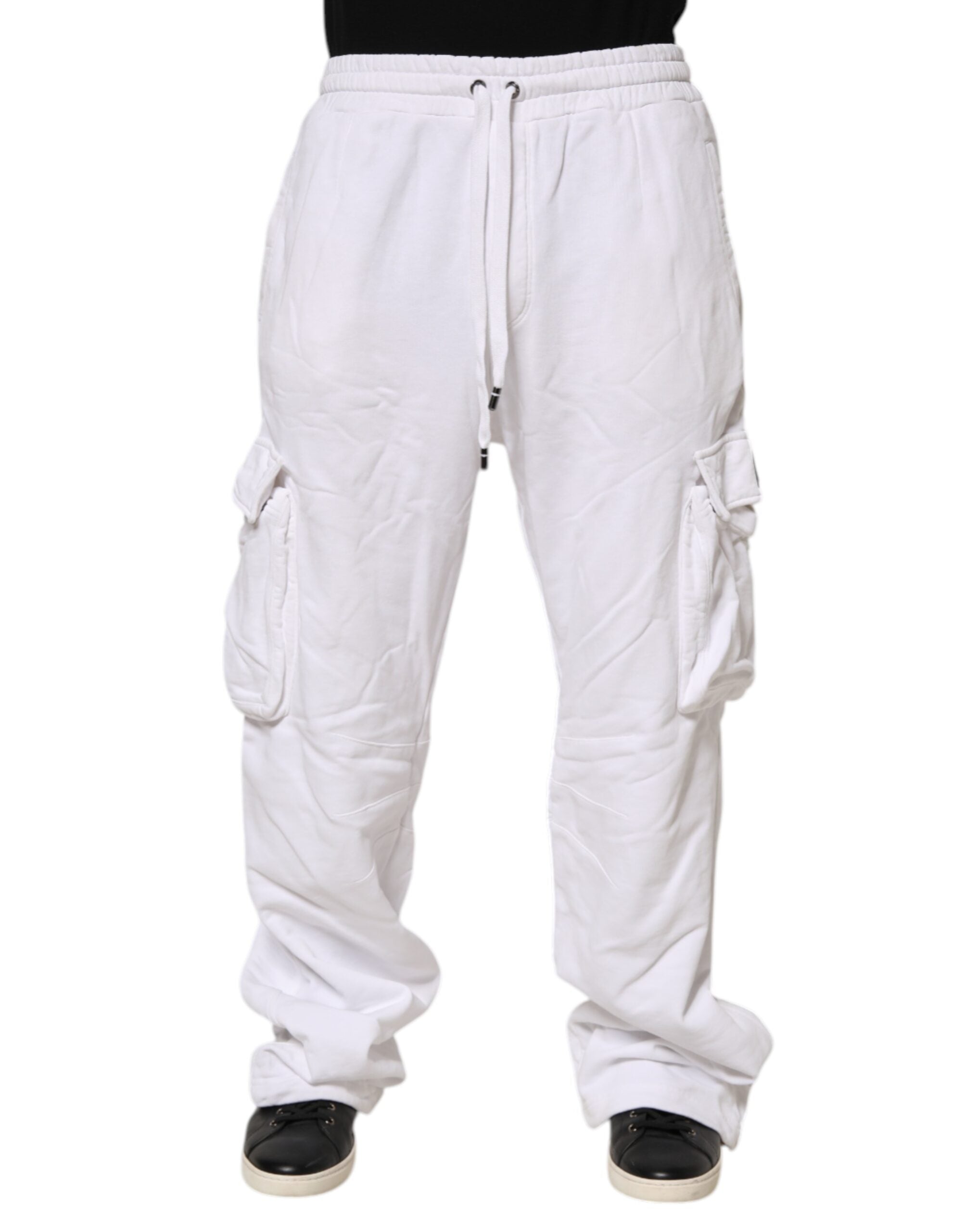 Pantalons cargo en coton blanc de Dolce & Gabbana avec patchs logo, mode décontractée et élégante.