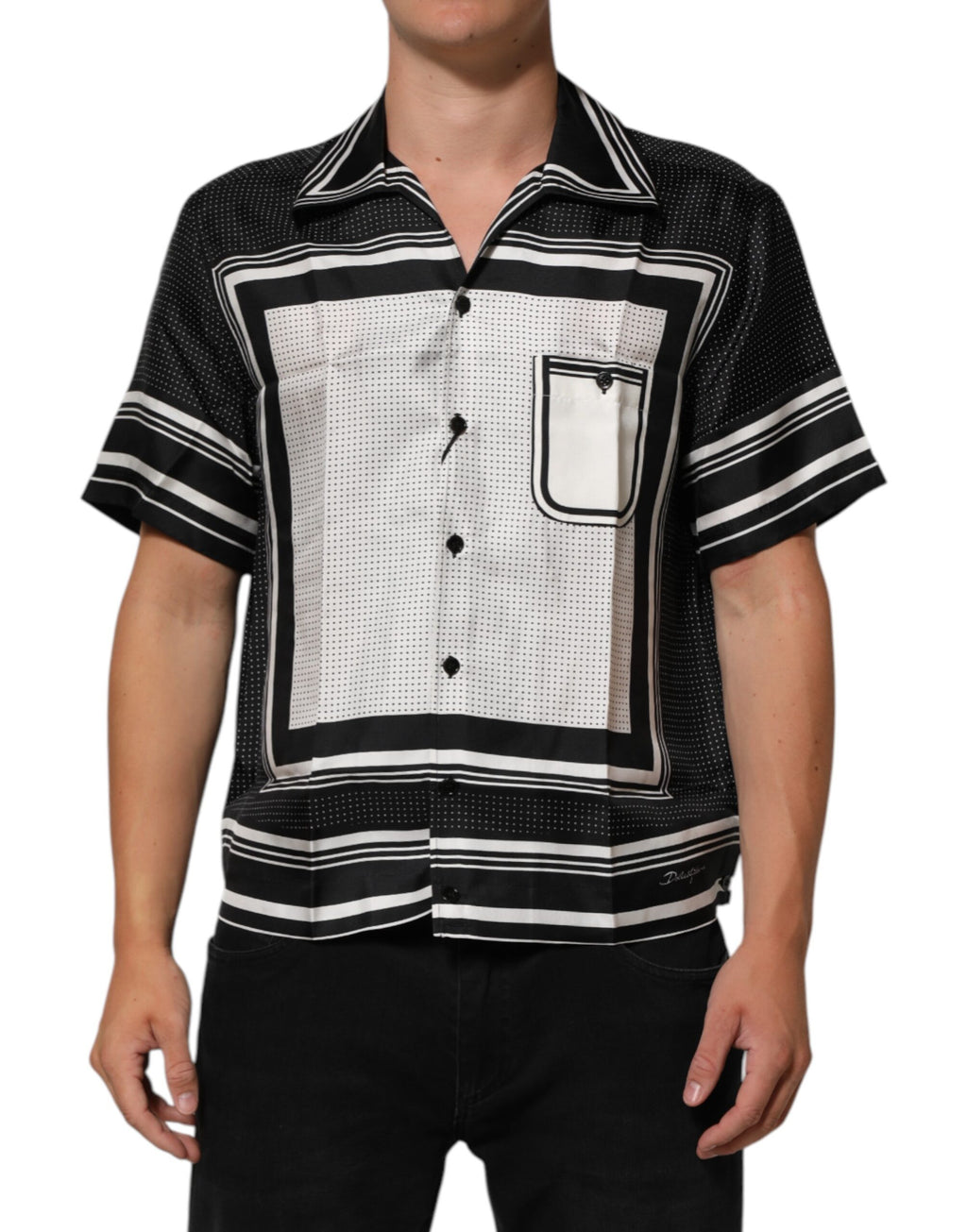 Chemise polo décontractée Dolce & Gabbana à rayures noires et blanches avec motif à pois, style élégant et confortable.