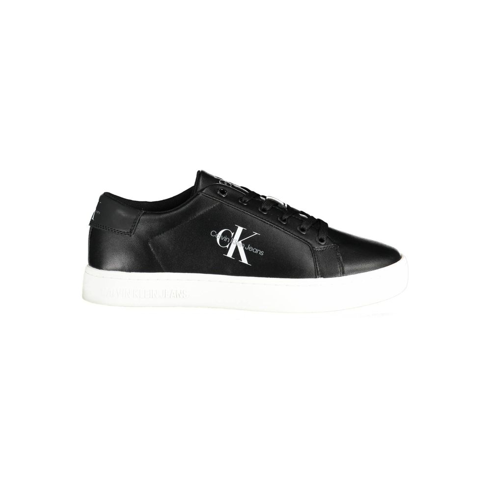 Chaussures de sport pour hommes Calvin Klein en polyester noir, baskets élégantes avec semelle blanche.