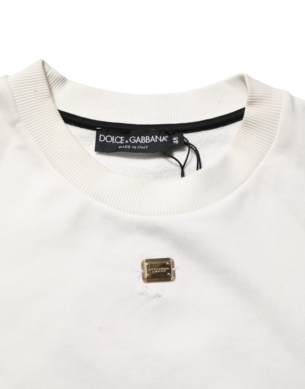 Sweatshirt blanc Dolce & Gabbana avec logo DG sur le col, en coton, mode décontractée et élégante.
