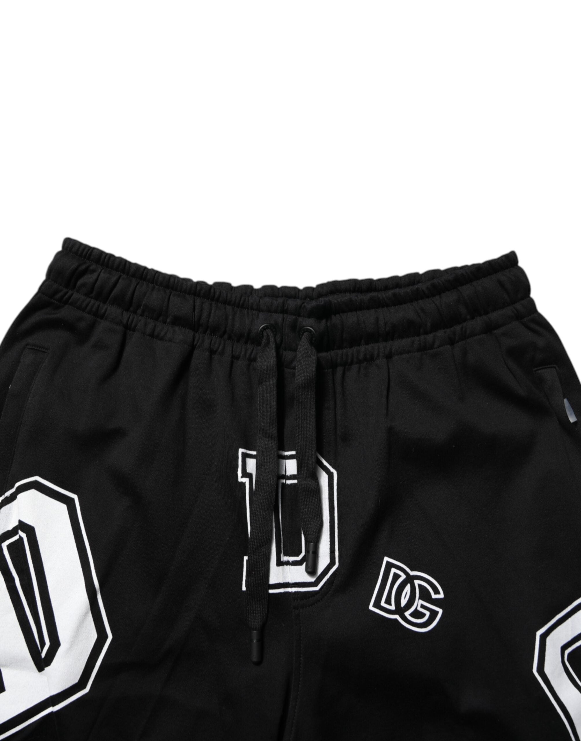 Shorts Bermuda décontractés en coton noir avec logo imprimé de Dolce & Gabbana, style casual et confortable.