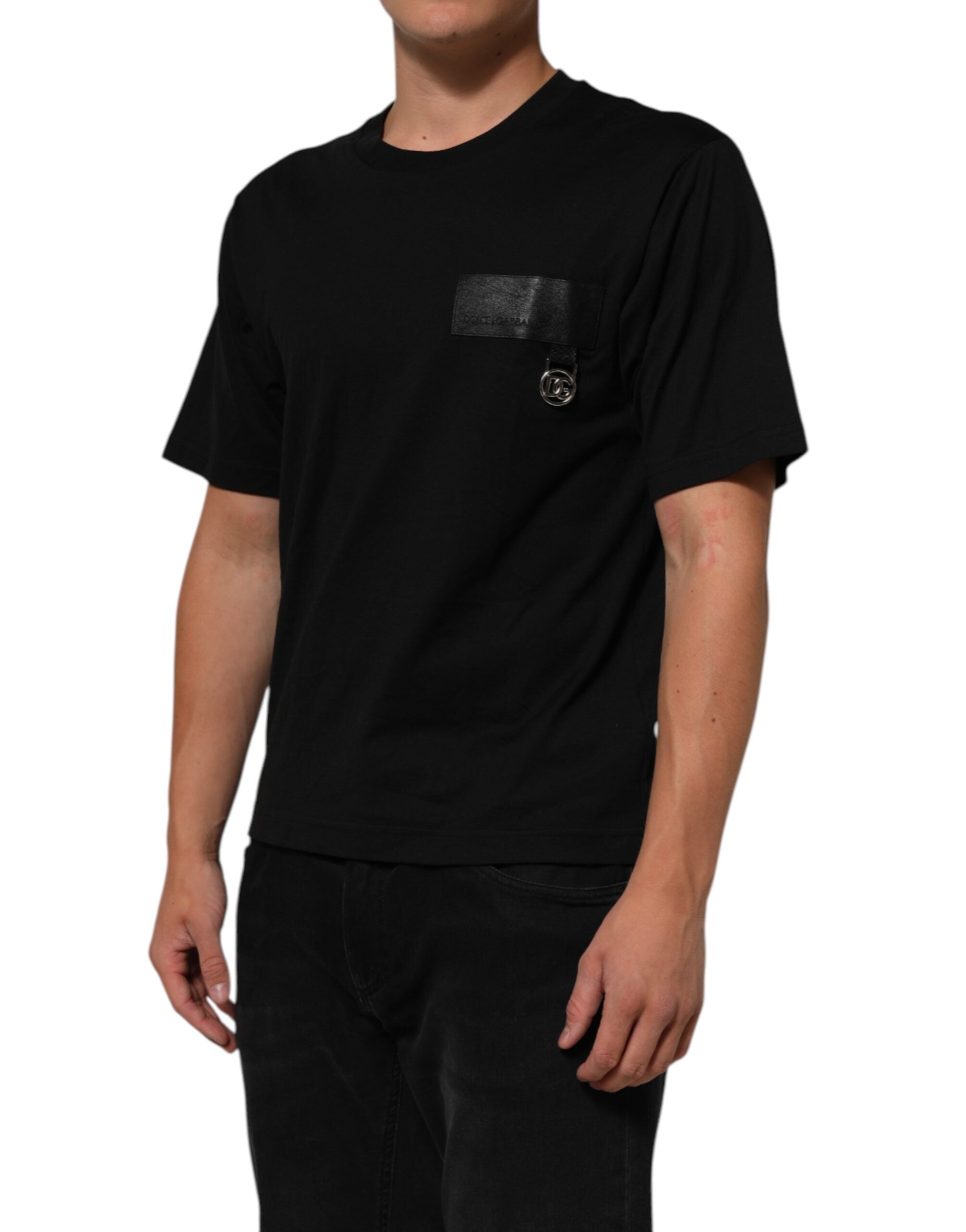 T-shirt en coton noir Dolce & Gabbana avec logo en plaque sur la poitrine, col rond et coupe décontractée.