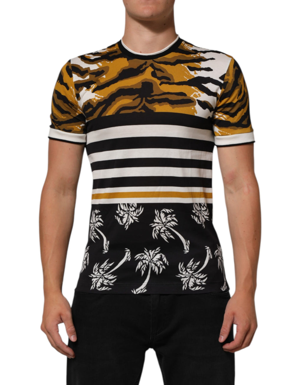 T-shirt homme Dolce & Gabbana à col rond, motif léopard multicolore avec feuilles de palmier, design élégant et coloré.