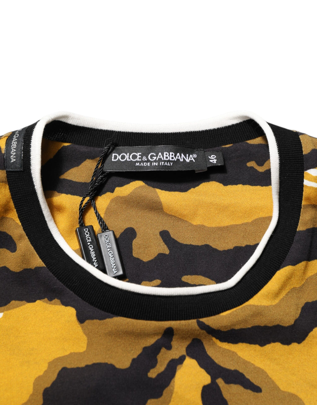 T-shirt pour homme Dolce & Gabbana à col rond avec motif léopard multicolore et feuilles de palmier, style décontracté.