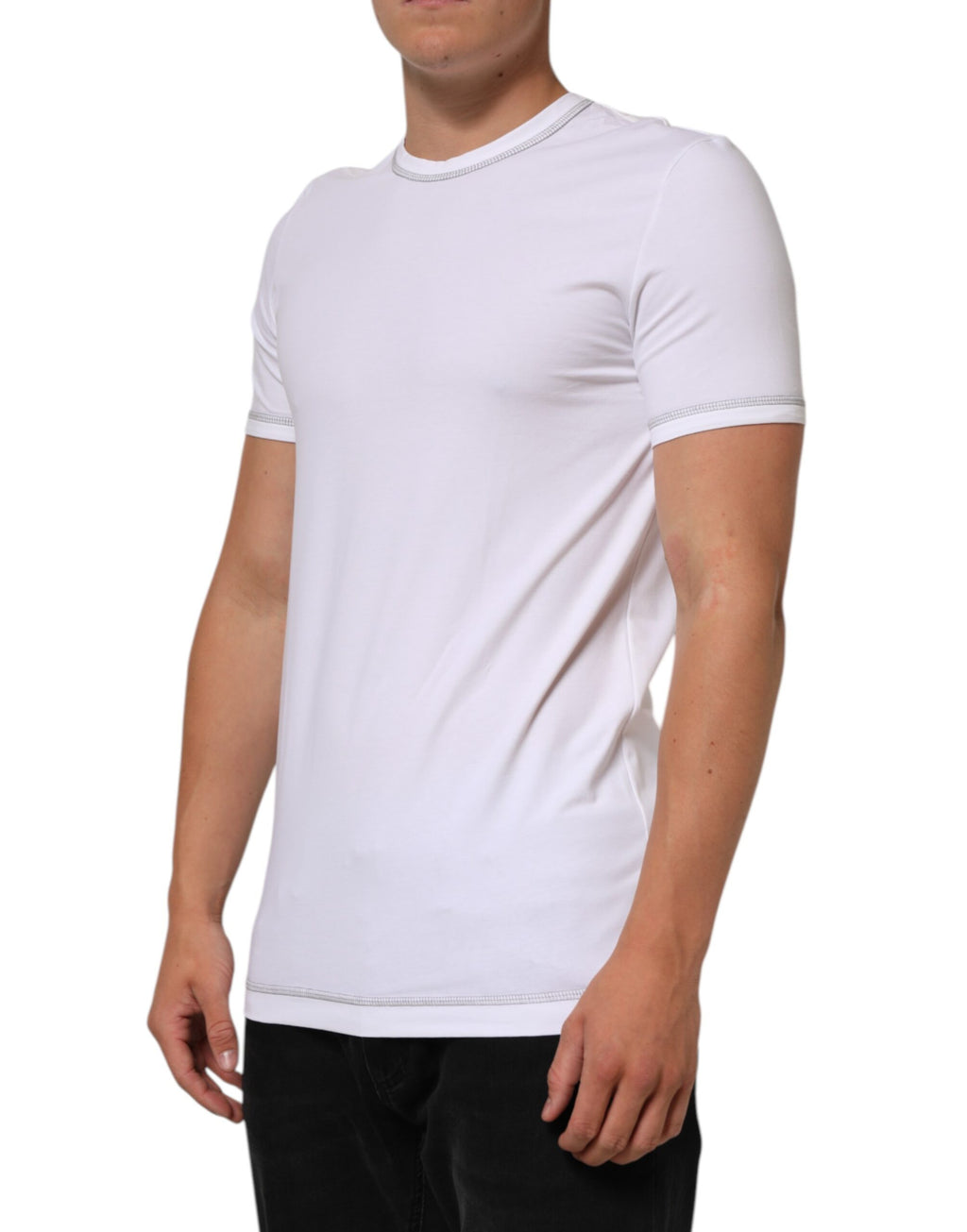 T-shirt homme blanc en coton de Dolce & Gabbana, col rond, sous-vêtement confortable et élégant.