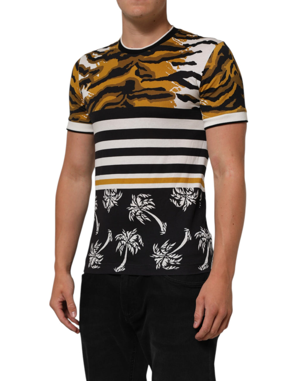 T-shirt homme Dolce & Gabbana à col rond avec motif léopard multicolore et feuilles de palm, style décontracté.