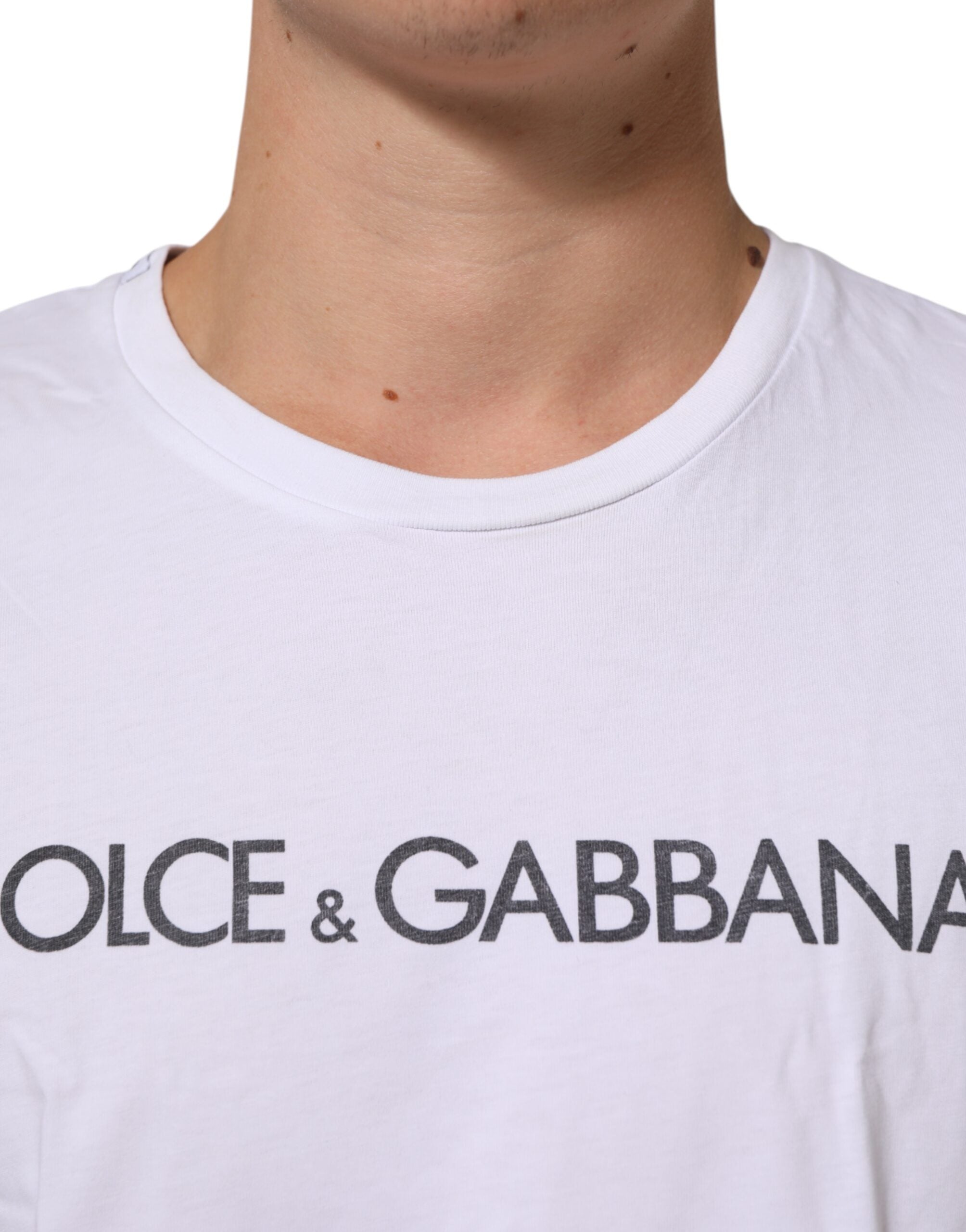T-shirt blanc en coton Dolce & Gabbana avec logo imprimé, col rond, vue de face.