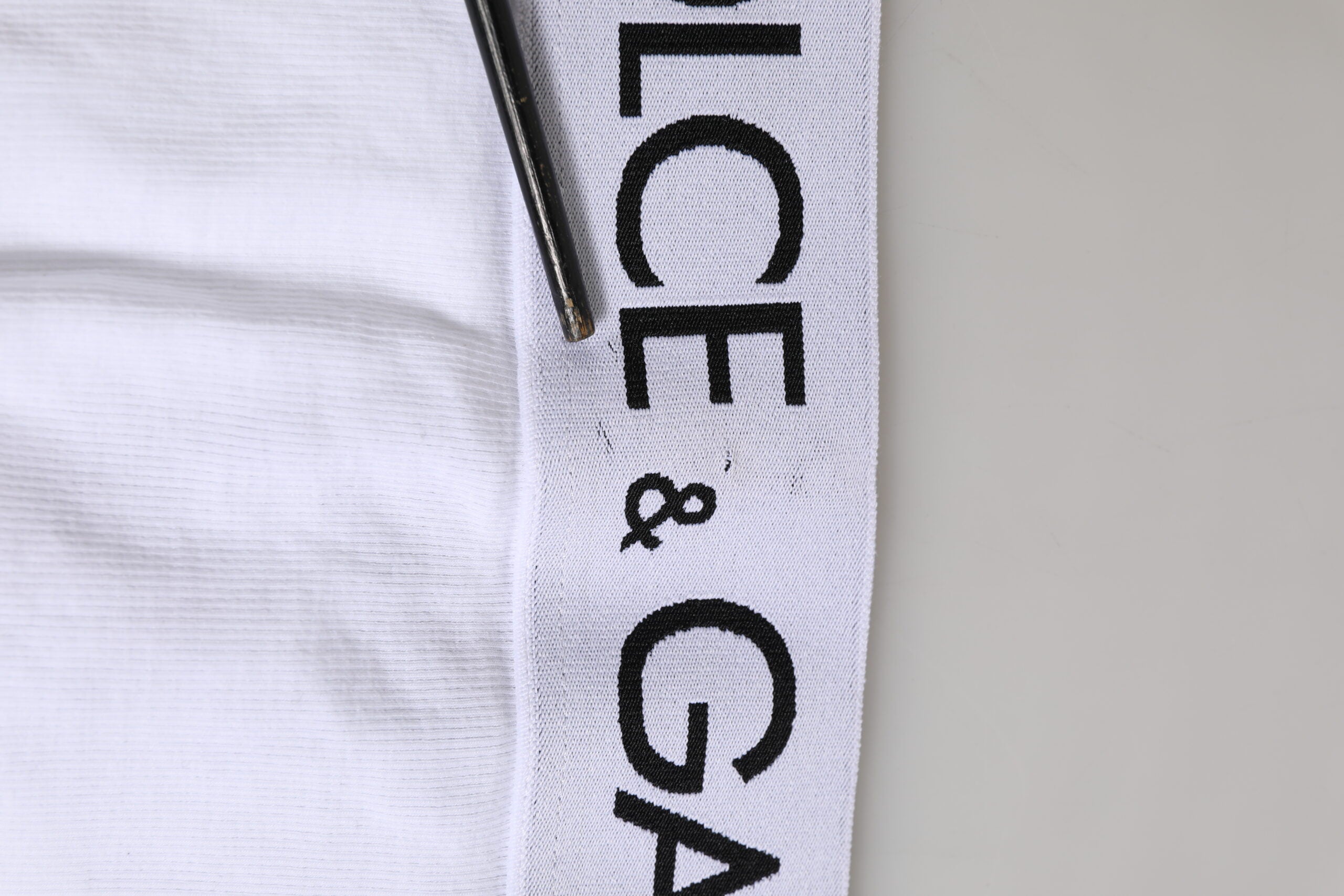 Culotte blanche en coton extensible à taille haute de Dolce & Gabbana, sous-vêtements féminins élégants et confortables.