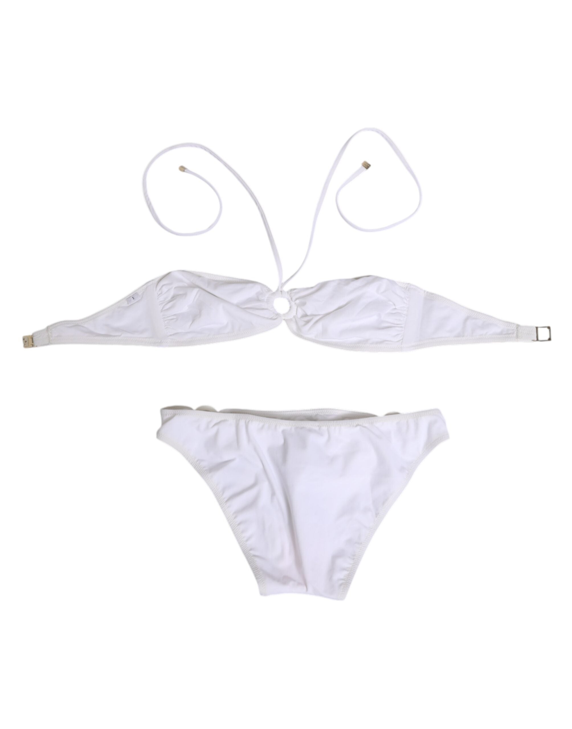 Maillot de bain deux pièces Dolce & Gabbana blanc avec logo, haut et bas, vêtements de plage élégants et tendance.