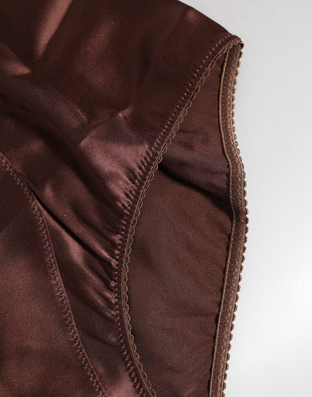 Culotte haute en soie marron Dolce & Gabbana, sous-vêtements gainants et extensibles à taille haute.