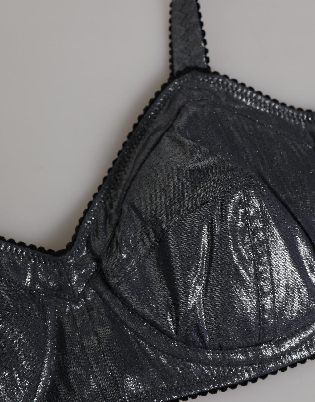 Soutien-gorge balconnet en soie gris foncé de Dolce & Gabbana, sous-vêtements élégants et confortables.