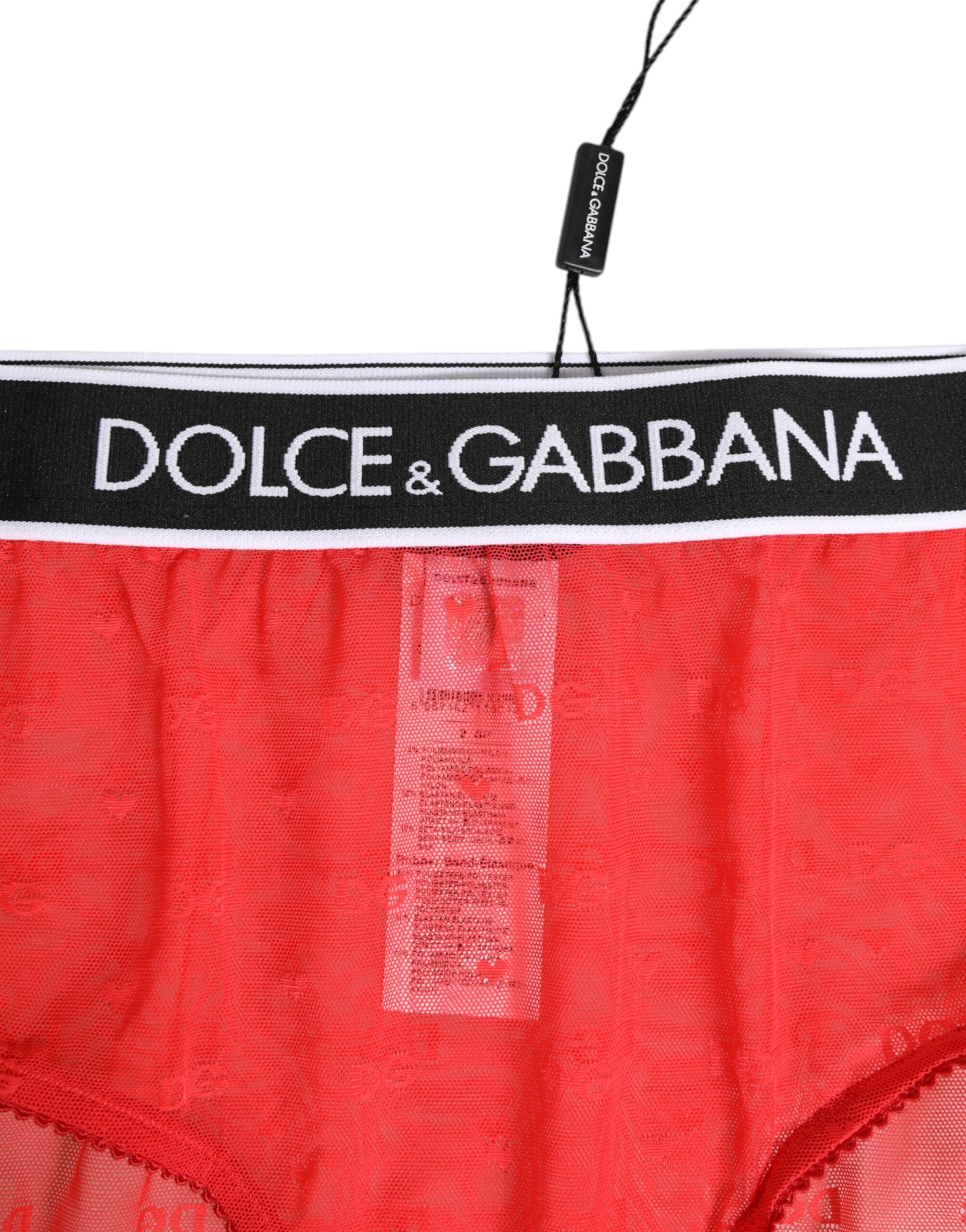 Culotte Dolce & Gabbana en nylon rouge avec logo à la taille, sous-vêtements féminins élégants et confortables.
