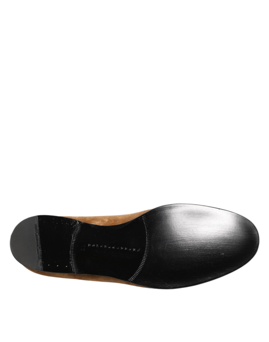 Chaussures homme Dolce & Gabbana en daim marron, mocassins slip-on formels, visibles avec semelles en cuir et design élégant.