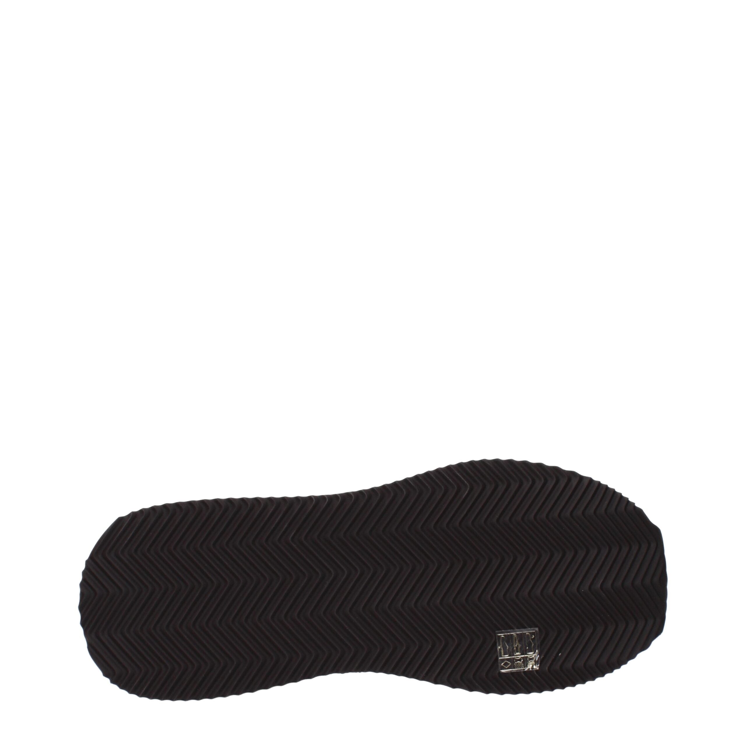 Chaussures basses en tissu marron de Dolce & Gabbana, sneakers élégants pour homme, vue de face.