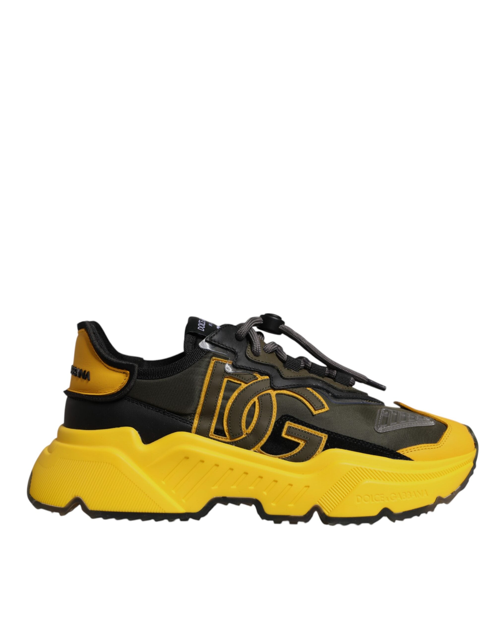 Chaussures basses Dolce & Gabbana Daymaster noires et jaunes, sneakers élégantes en tissu avec semelles blanches.