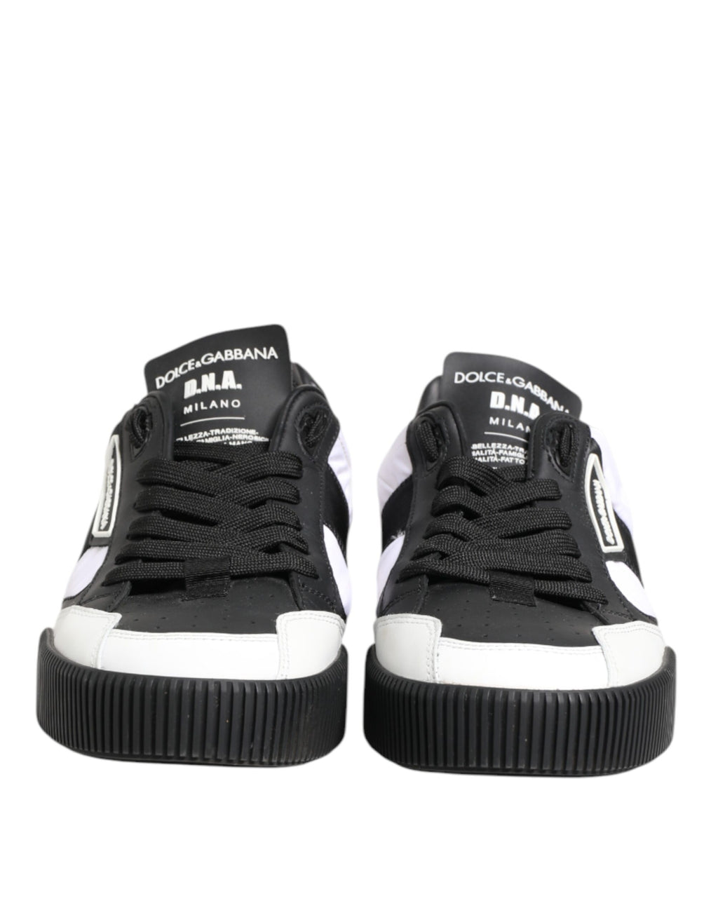 Chaussures sneakers basses Dolce & Gabbana Miami en cuir noir et blanc, style décontracté et moderne, vue de face.