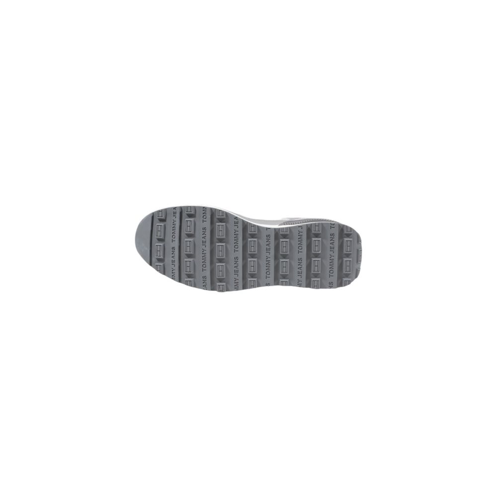 Baskets athlétiques Tommy Hilfiger Jeans en cuir gris et daim, style décontracté et confortable pour hommes.