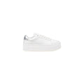 Chaussures plateformes en cuir argenté de Calvin Klein Jeans, sneakers élégants pour femmes ou hommes.