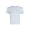 T-shirt Calvin Klein Jeans bleu en coton recyclé, détail du col et du logo sur la poitrine, mode éco-responsable.