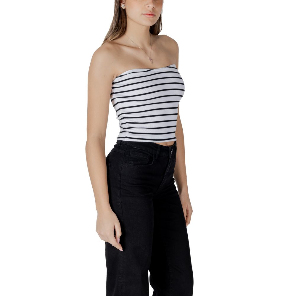 Haut blanc en coton recyclé de Calvin Klein Jeans, vue de face, avec col rond et manches longues.