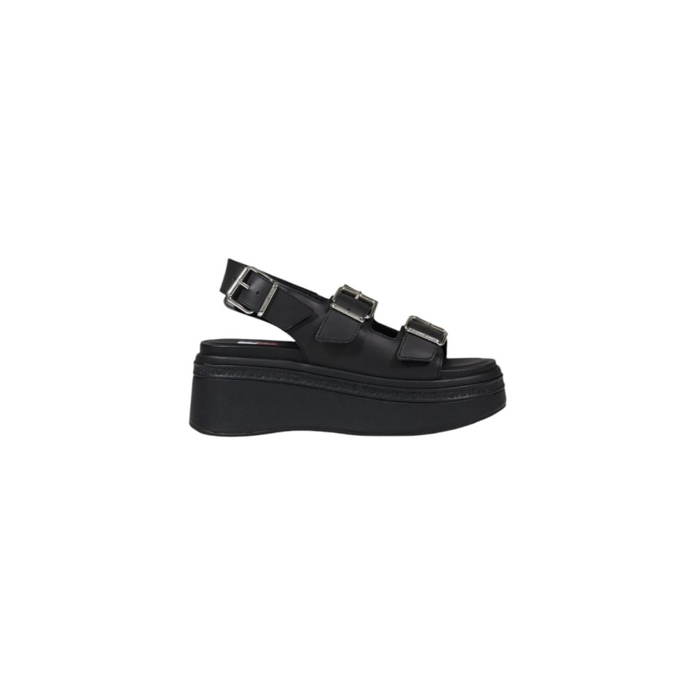 Sandales plateforme en cuir noir Tommy Hilfiger Jeans, avec bride à la cheville et semelle épaisse, pour un style tendance.