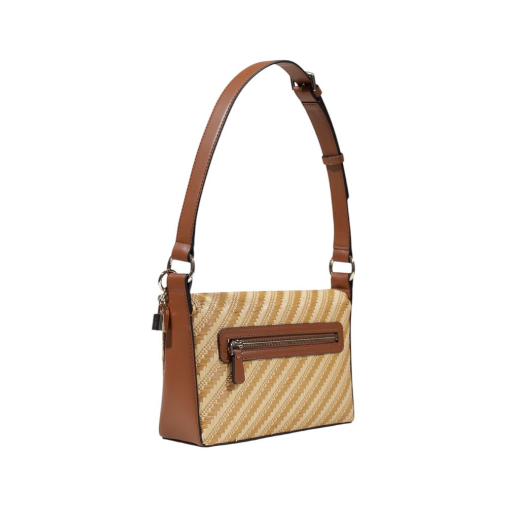 Sac à main Guess beige en polypropylène avec poignées, élégant et pratique, pour un style sophistiqué et moderne.