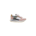 Sneakers de sport multicolores en polyester de la marque Guess, avec design athlétique et semelle blanche.