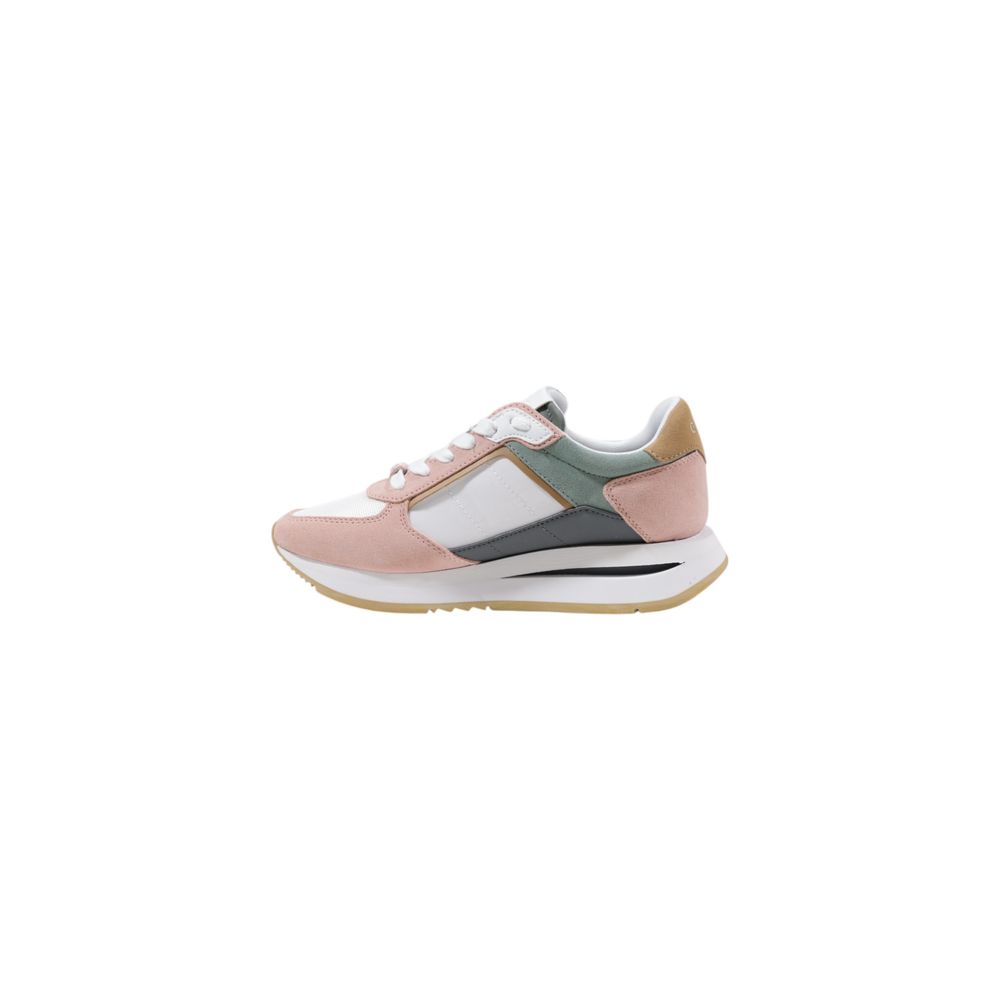 Chaussures de sport Guess en polyester multicolore, baskets athlétiques avec design coloré et moderne pour homme ou femme.