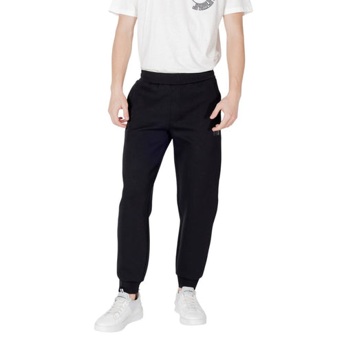 Pantalon de jogging noir en coton Armani Exchange, vêtements de sport confortables pour homme avec logo discret.