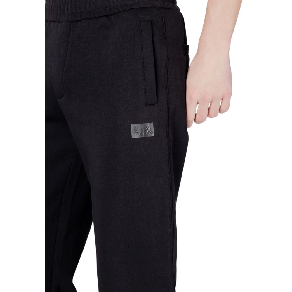 Pantalons de jogging en coton noir Armani Exchange pour homme, confortables et décontractés, parfaits pour l'entraînement ou le casual.