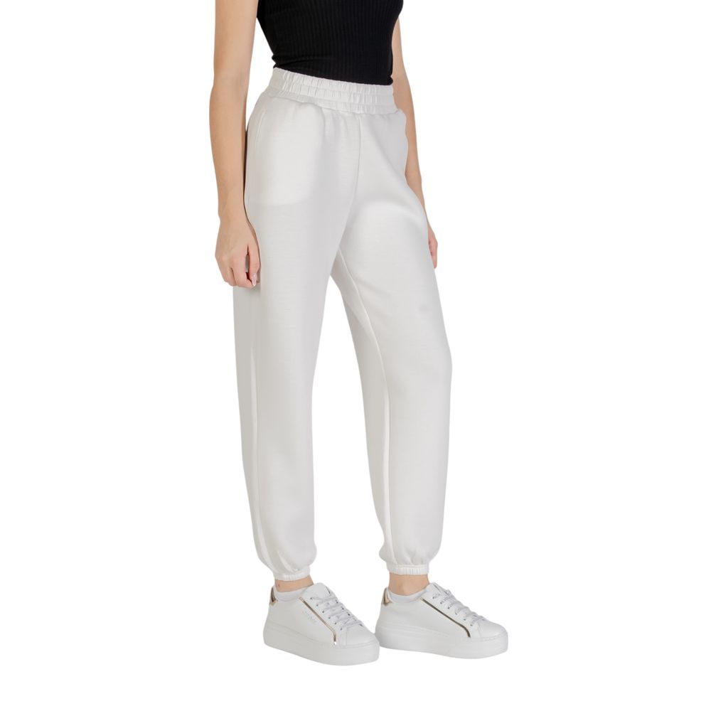 Pantalons de jogging Guess Active en viscose, look décontracté et confortable, adaptés pour l'entraînement ou la détente.