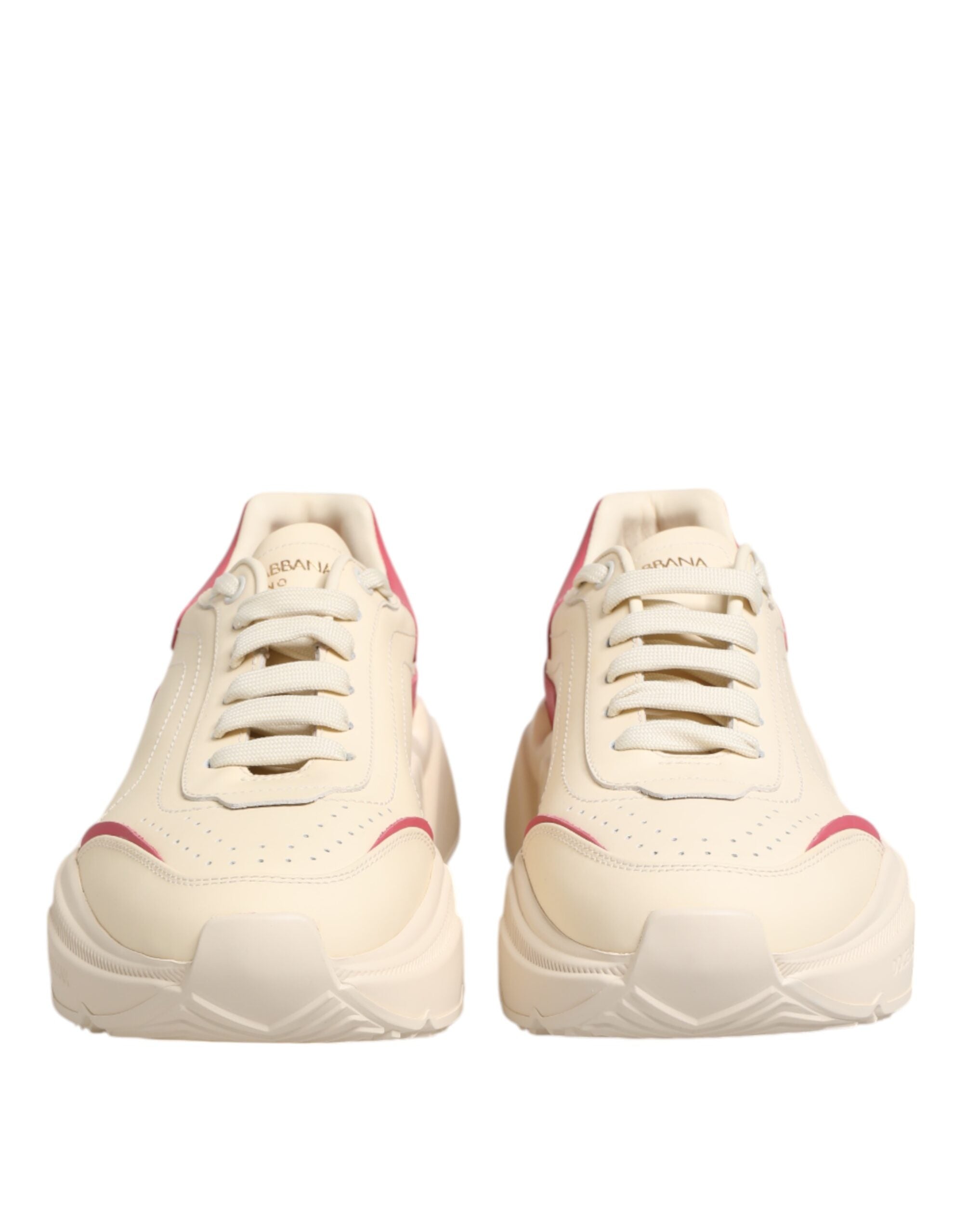 Chaussures sneakers Dolce & Gabbana Daymaster en cuir blanc et rose, avec détails élégants et design moderne.