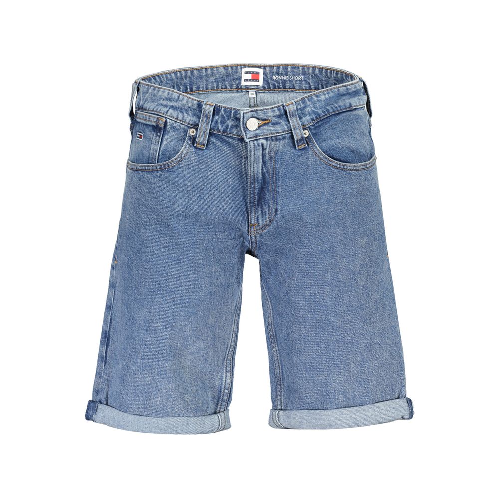 Shorts homme en coton biologique bleu de Tommy Hilfiger, avec logo visible sur la jambe.