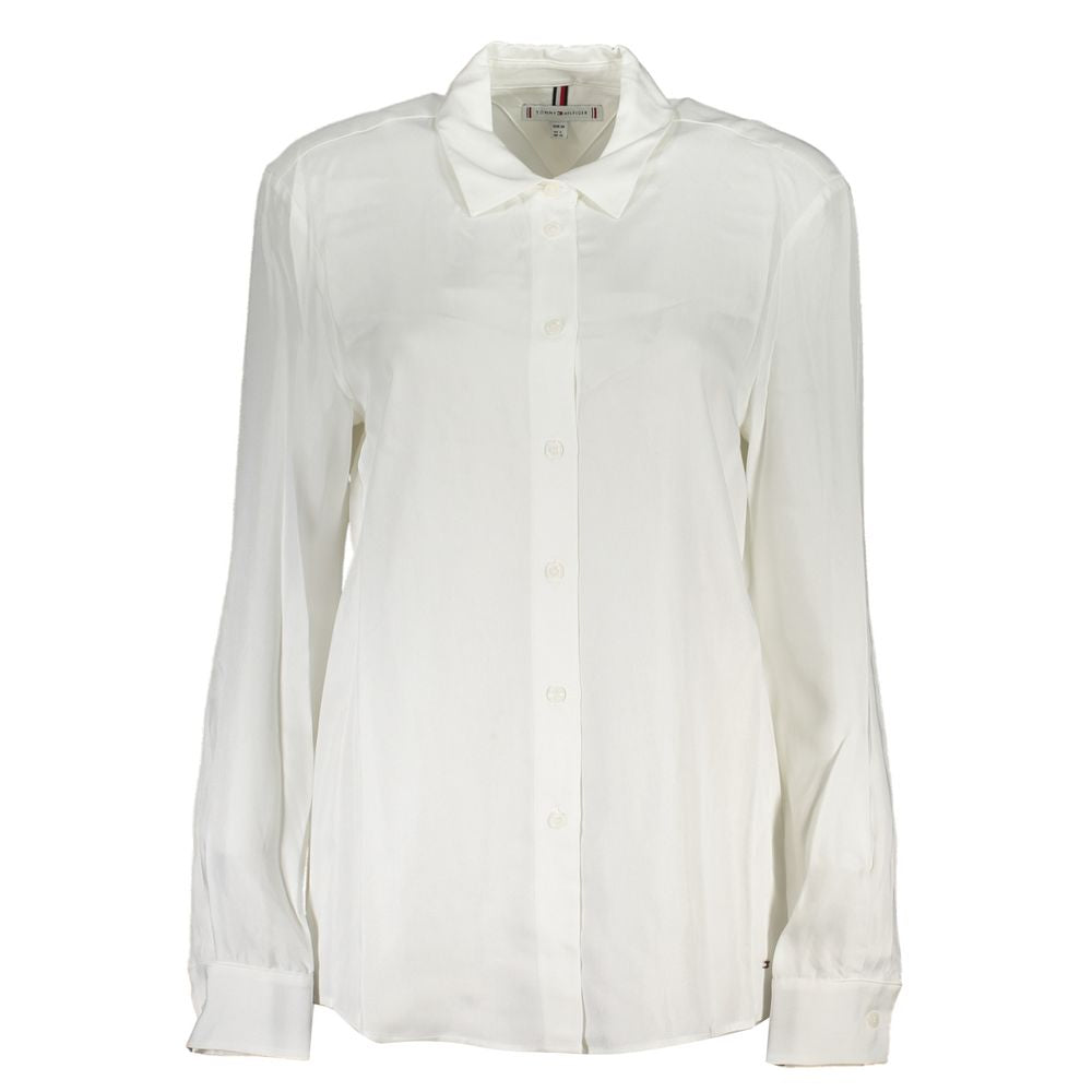 Chemise pour femmes Tommy Hilfiger en viscose blanche, coupe élégante et légère, idéale pour un style casual chic.