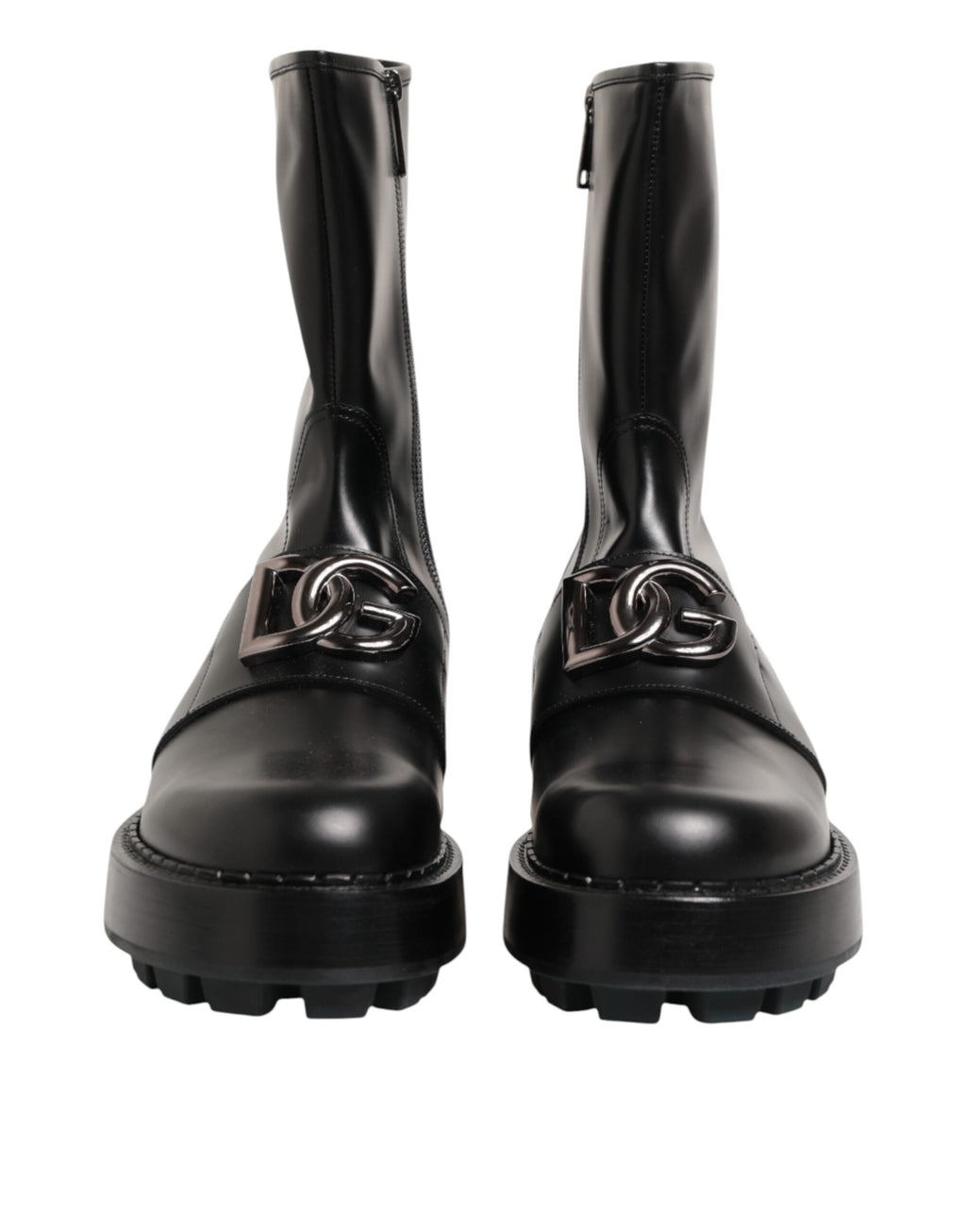 Bottes biker mi-mollet noires Dolce & Gabbana avec plaque logo, style robuste et élégance moderne visible sur l'image.
