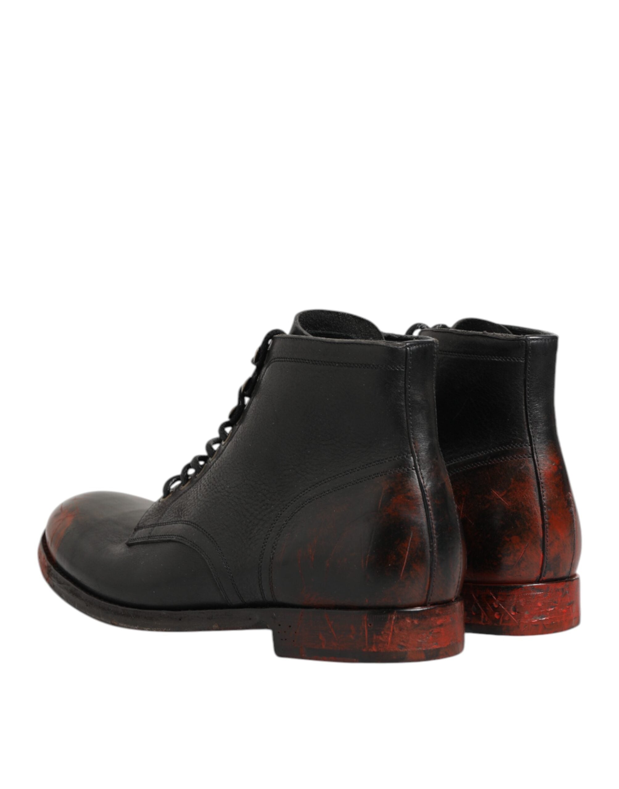 Chaussures bottines noires et rouges Dolce & Gabbana à lacets, courtes et élégantes, pour un style sophistiqué.