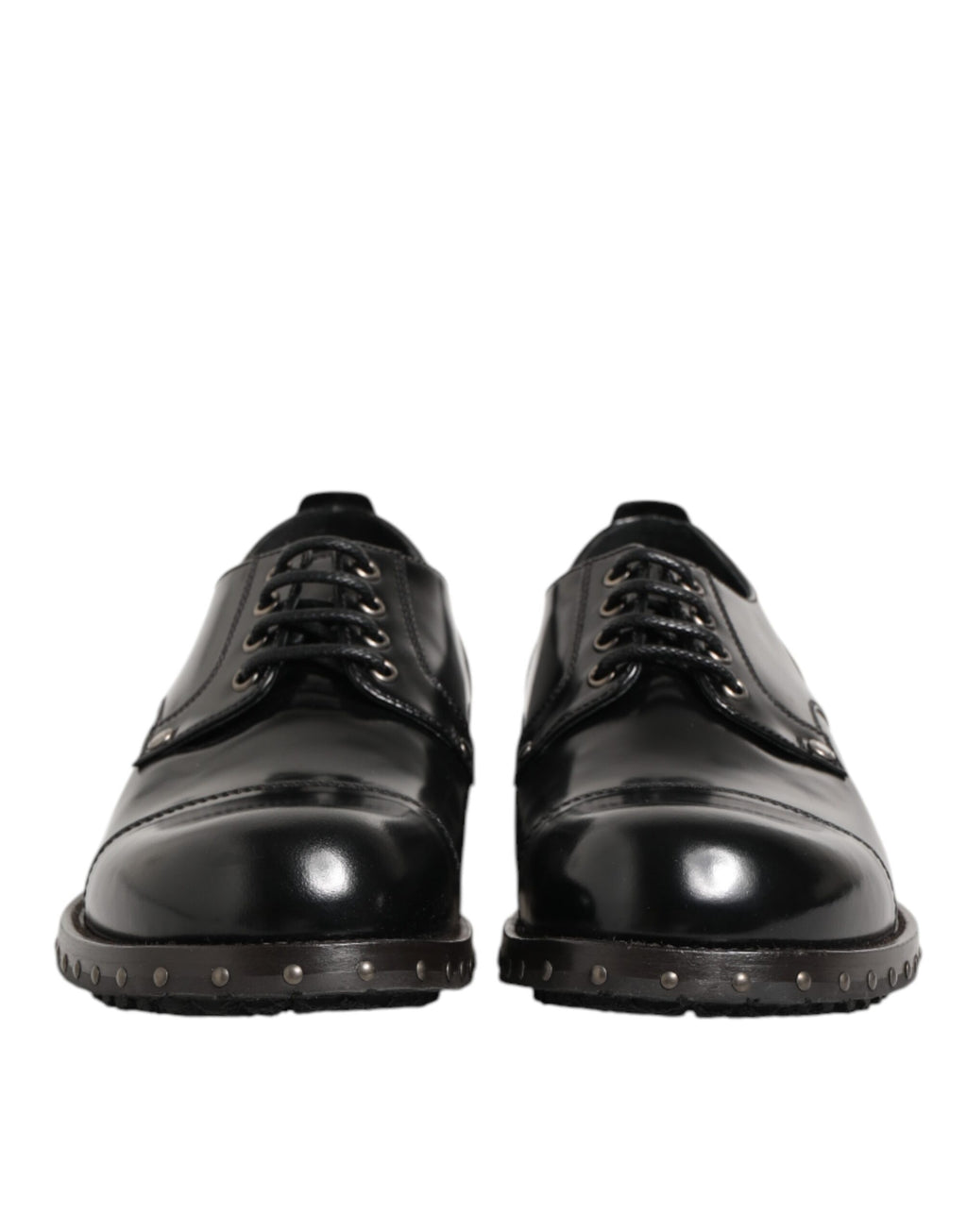 Chaussures Derby formelles en cuir noir pour homme de Dolce & Gabbana, ornées de clous et de détails élégants.