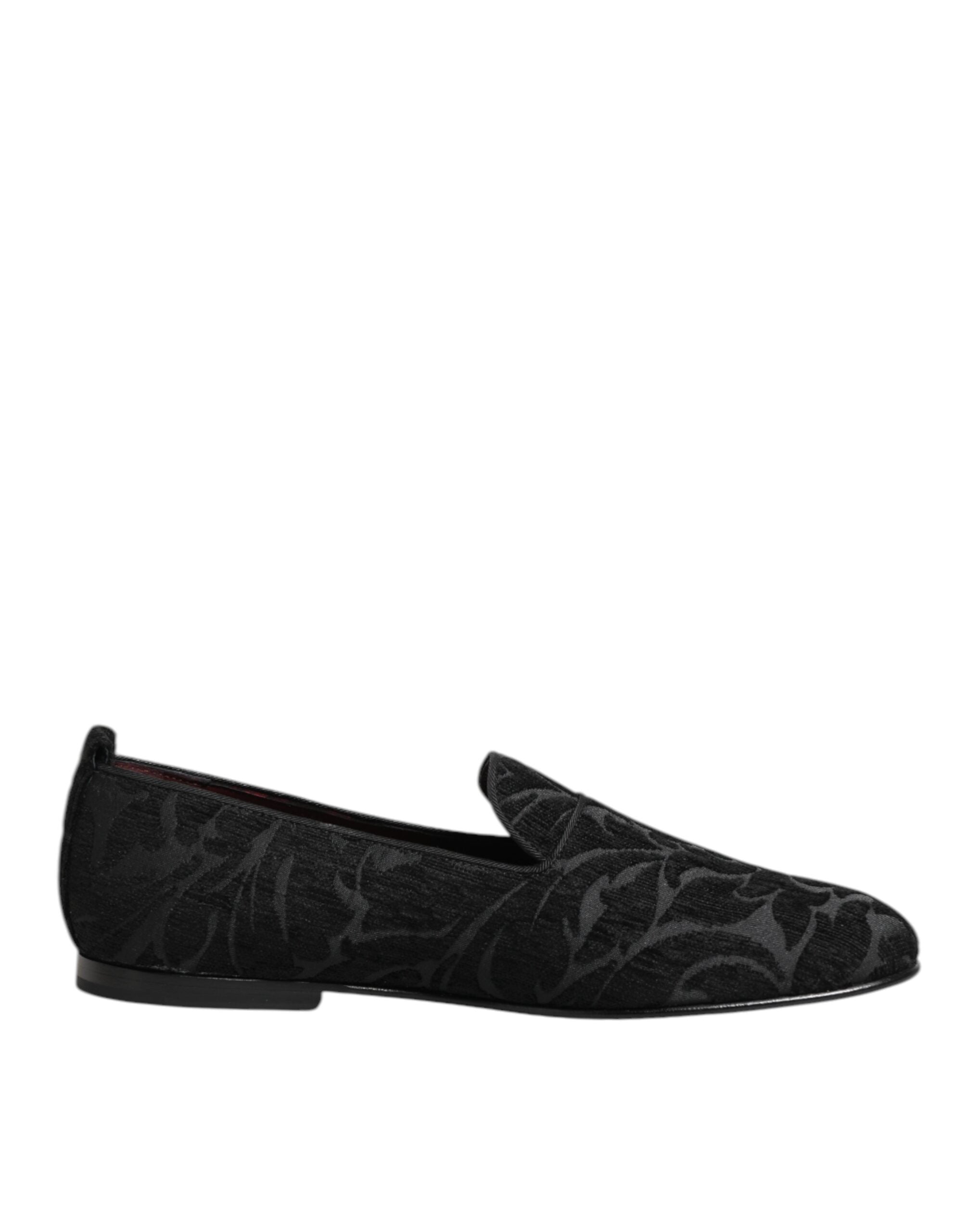 Chaussures Dolce & Gabbana en brocart noir pour homme, mocassins slip-on élégants et sophistiqués.