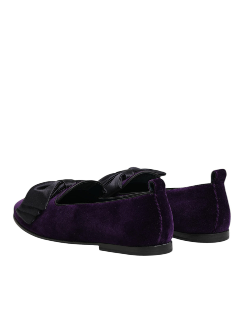 Chaussures mocassins Dolce & Gabbana en daim violet avec nœud en coton, slip-on élégants et confortables.