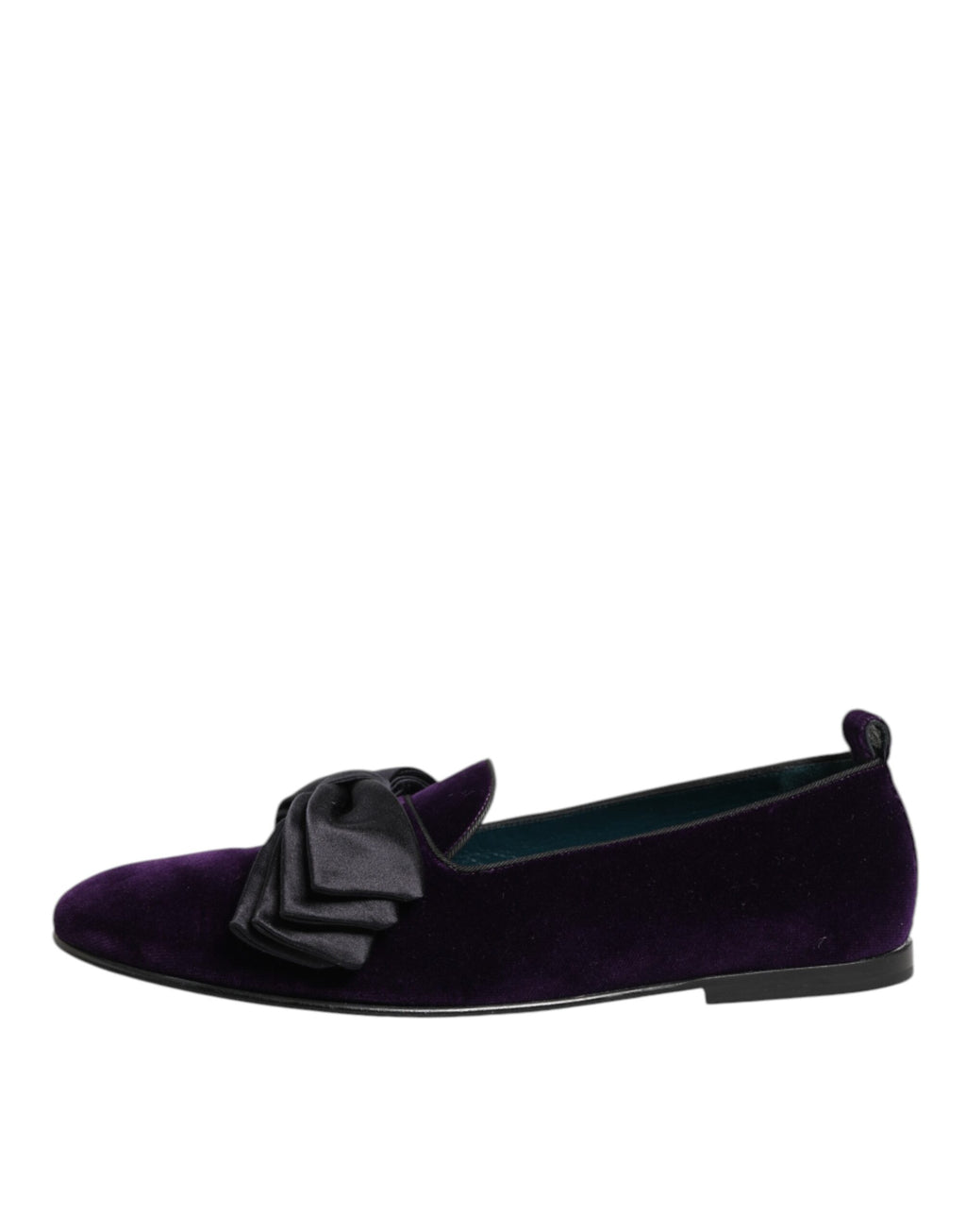 Chaussures mocassins Dolce & Gabbana en daim violet avec nœud en coton, chaussures à enfiler élégantes pour femmes.
