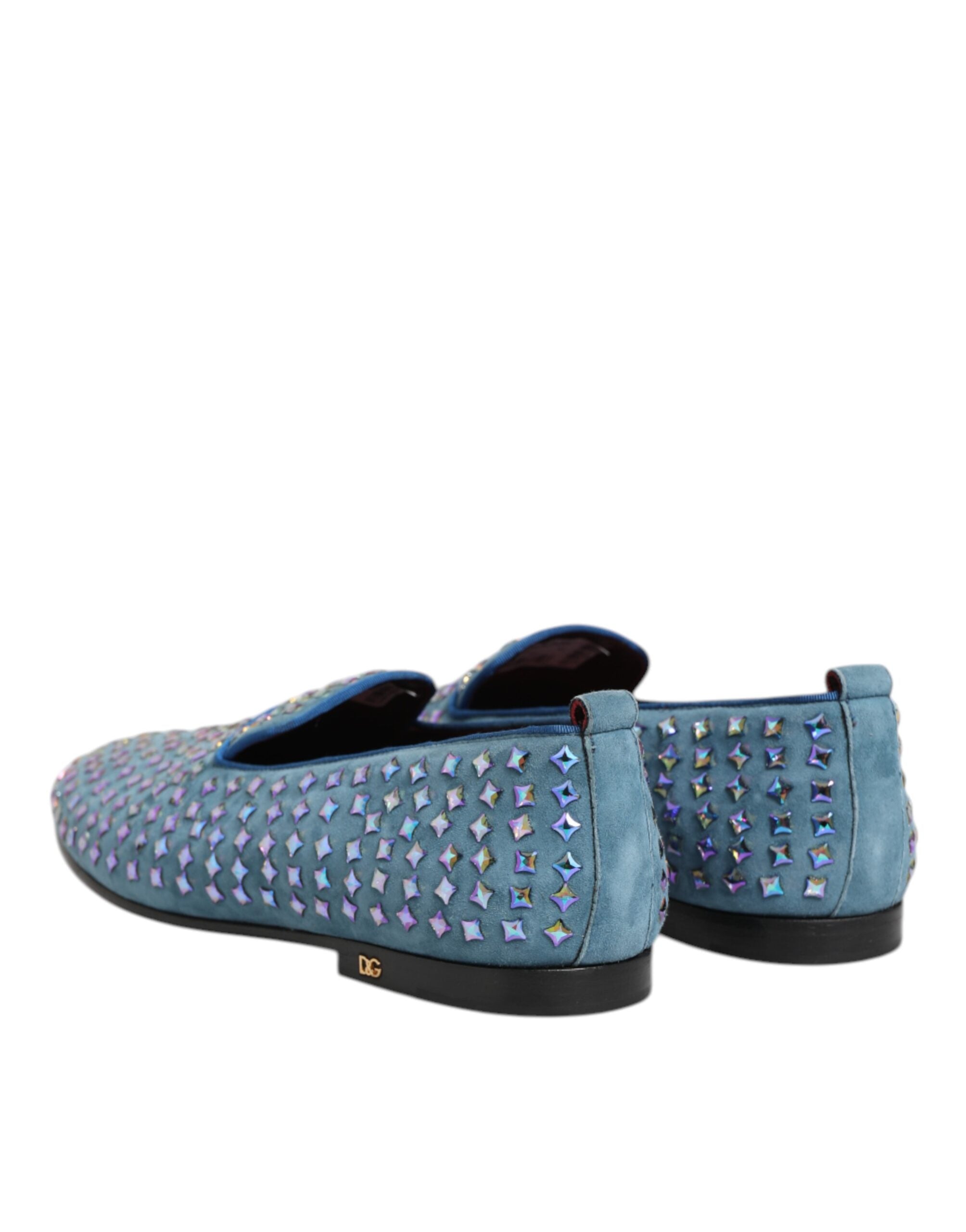 Chaussures mocassins Dolce & Gabbana en daim bleu avec studs, pour homme, visibles en gros plan.