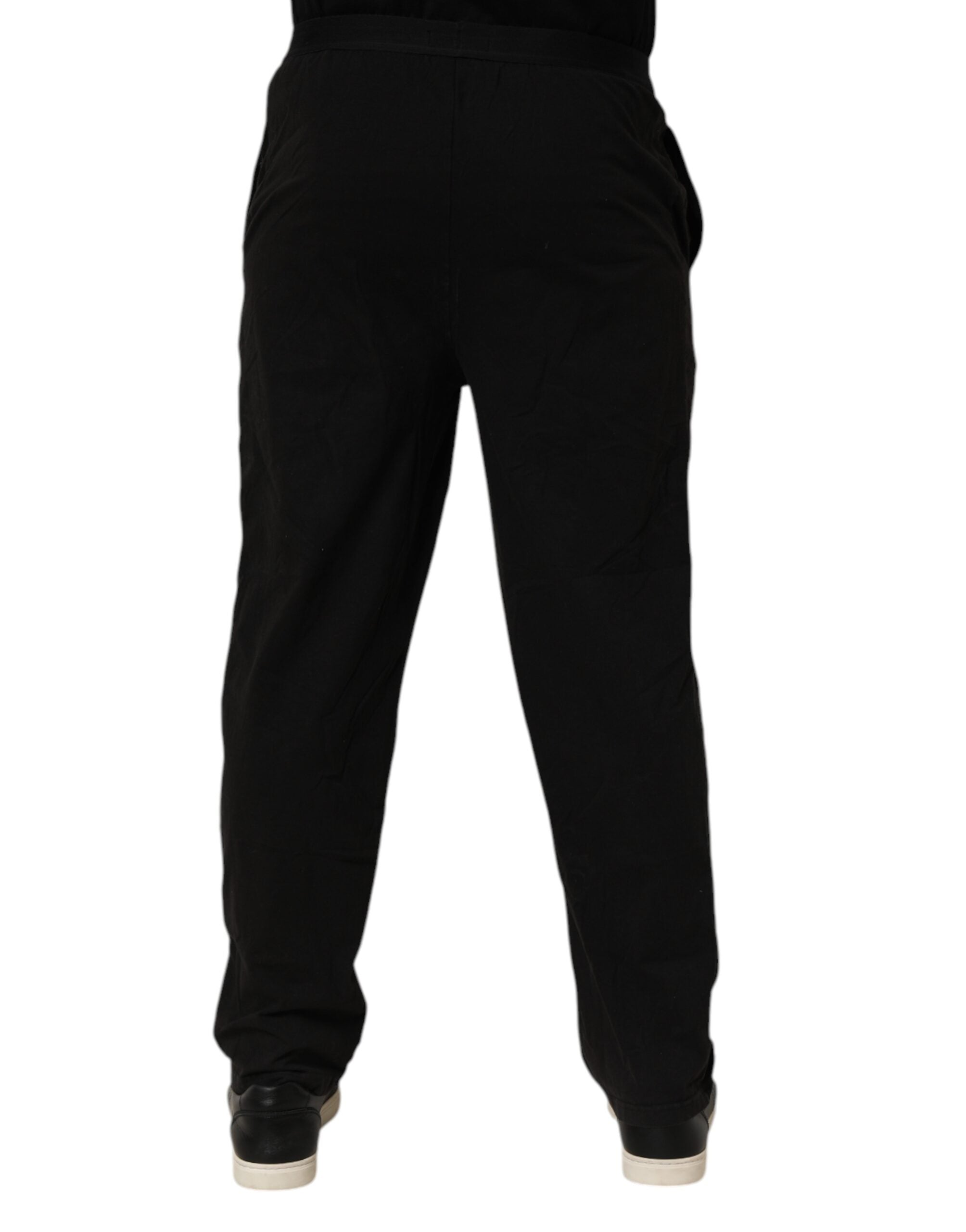 Pantalon homme Emporio Armani en coton mélangé noir avec logo sur la ceinture, style élégant et décontracté.