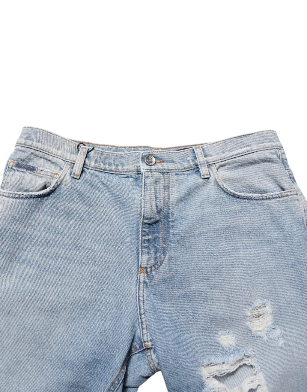 Shorts en jean bleu Dolce & Gabbana, bermuda en coton déchiré, style décontracté et tendance, visible avec détails usés.