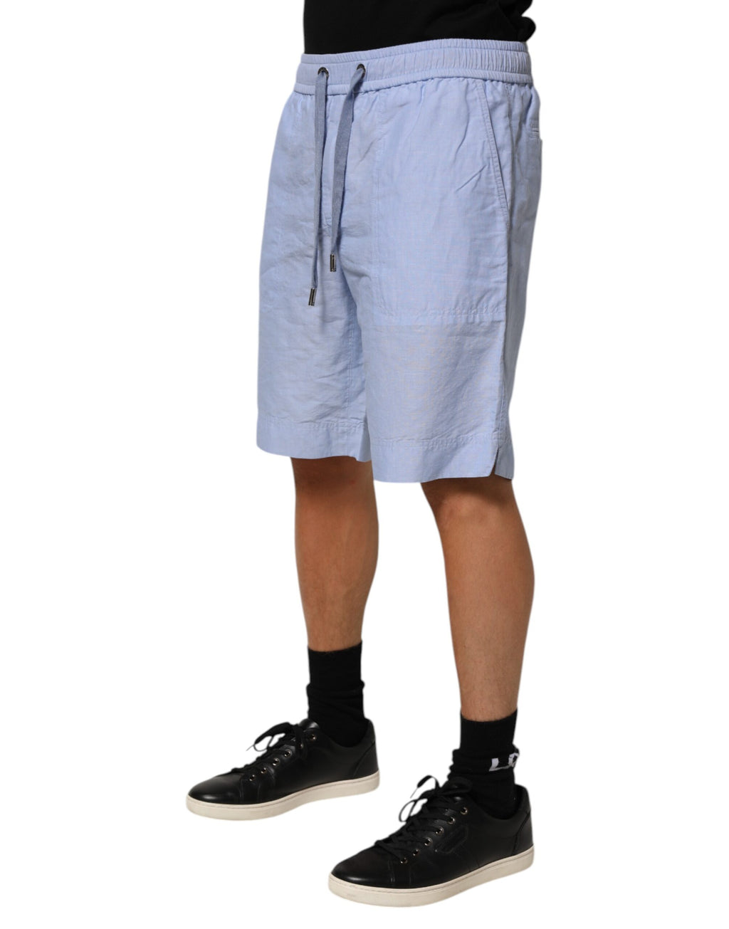 Shorts bermuda en lin léger pour homme Dolce & Gabbana Light Blue, taille mi-haute, style élégant et décontracté.